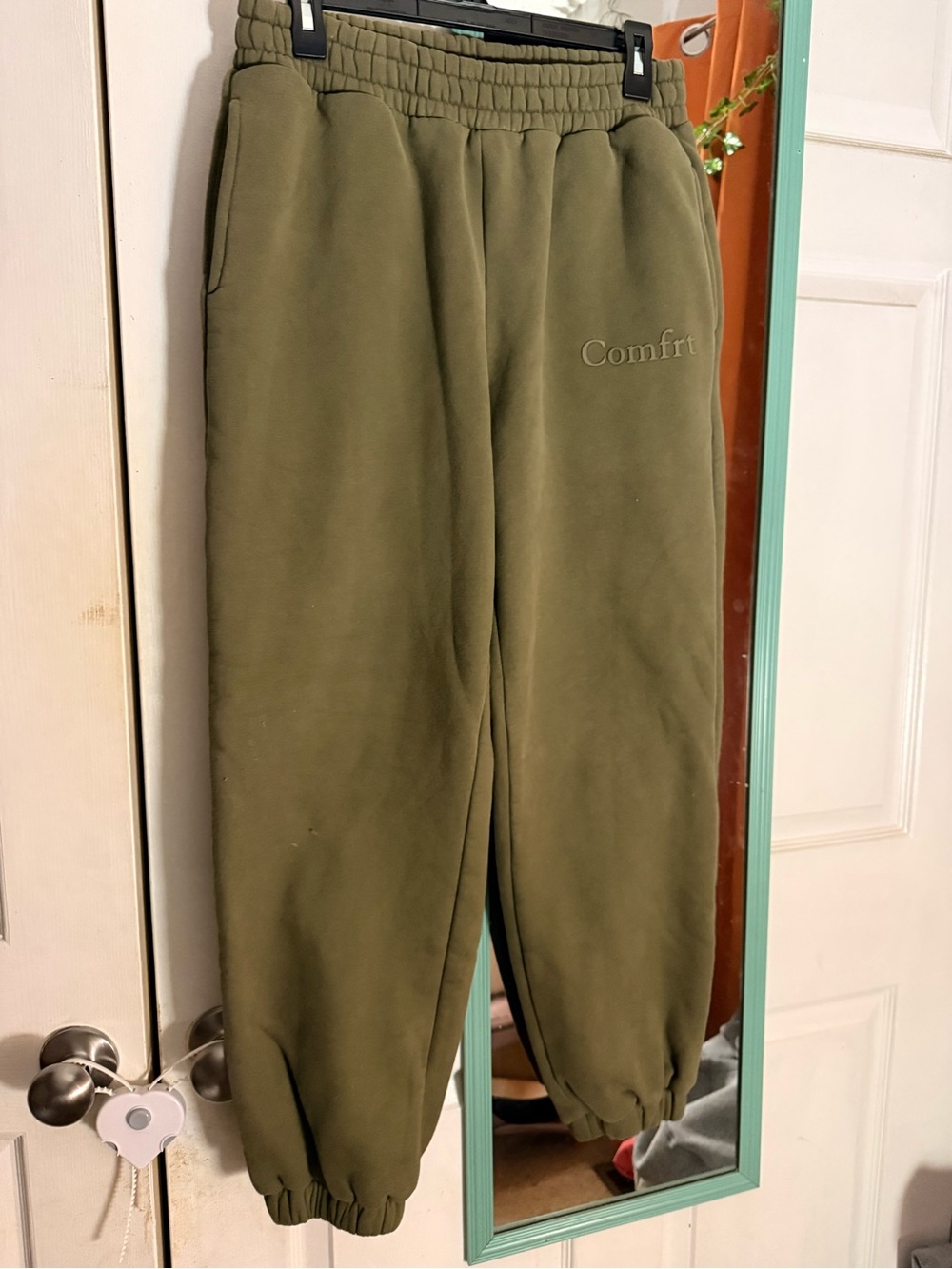 Comfrt Olive Green Fleece Joggers with Elastic Waist